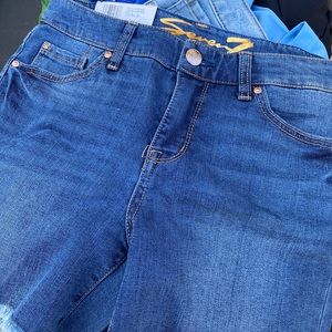 Women’s Shorts